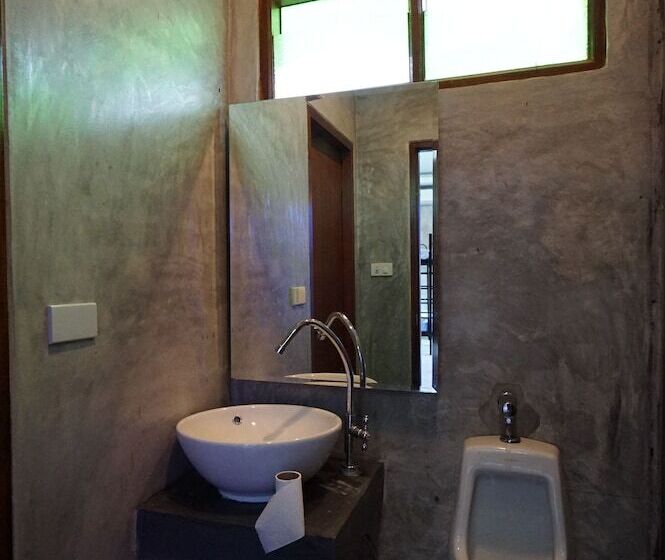 Letto in Camera Condivisa, Pk Hostel