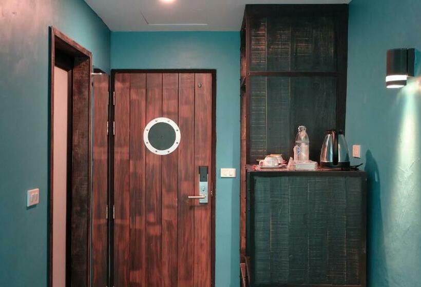 标准房带园景, Inlaya Ratchaburi