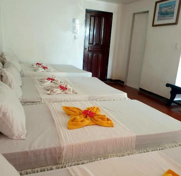 חדר משפחתי, Pagudpud Rinnovati