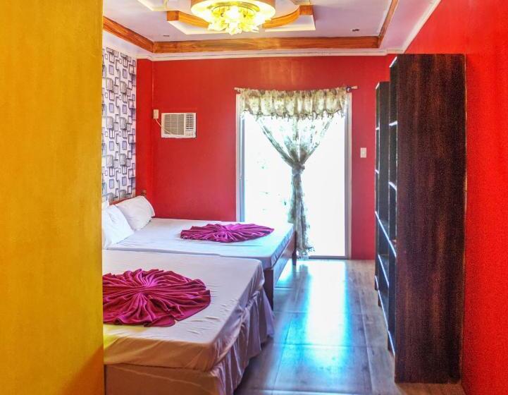 חדר סטנדרט לארבעה, Pagudpud Rinnovati