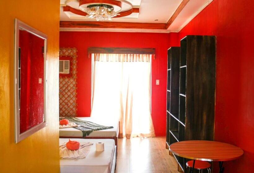 חדר סטנדרט לארבעה, Pagudpud Rinnovati