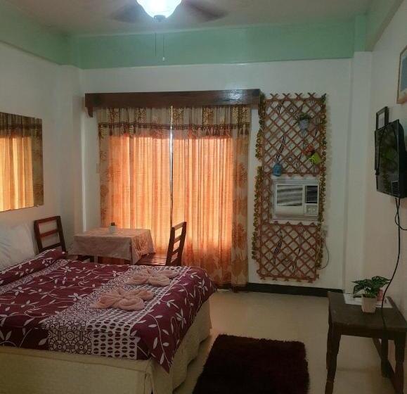 חדר סטנדרט עם מרפסת, Pagudpud Rinnovati