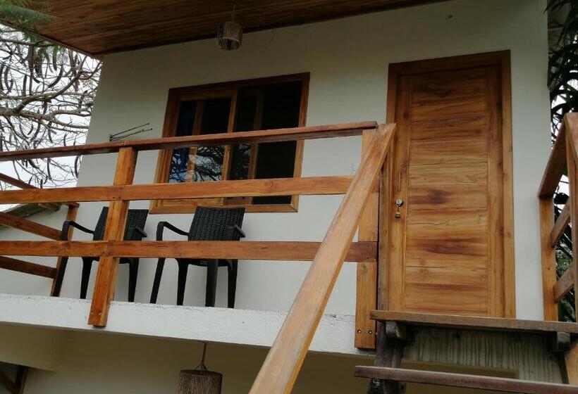 Номер Deluxe с Балконом, Tagualodge Hostel Manglaralto