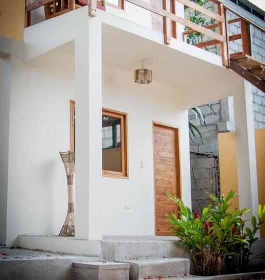 חדר דלוקס עם מרפסת, Tagualodge Hostel Manglaralto