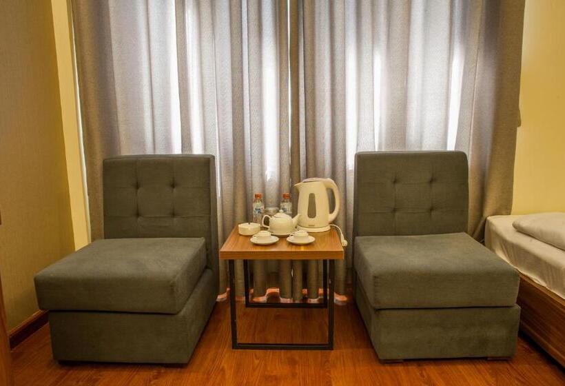 اتاق لوکس خانوادگی, Trieu Khang Hotel Gần Sân Bay Cam Ranh Near Cam Ranh Airport