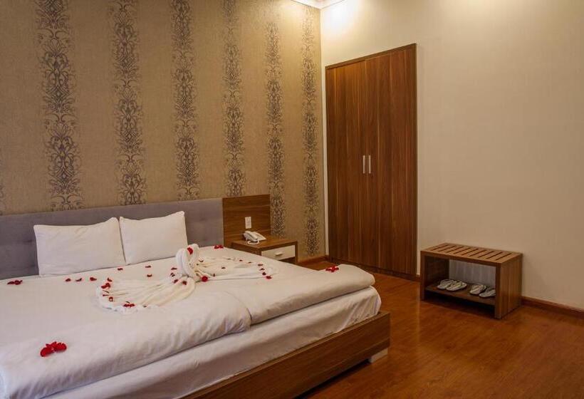 سوئیت با تخت بزرگ, Trieu Khang Hotel Gần Sân Bay Cam Ranh Near Cam Ranh Airport