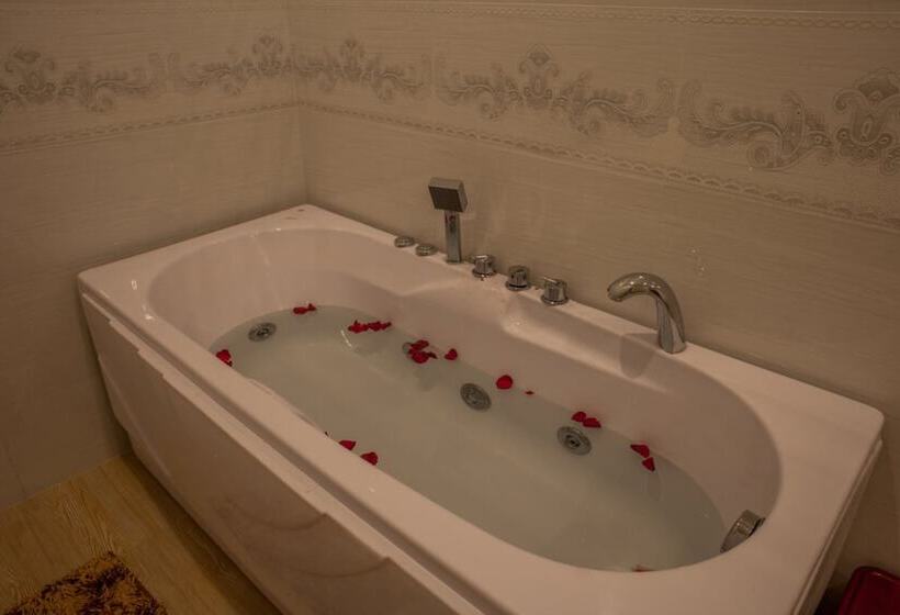 اتاق استاندارد, Trieu Khang Hotel Gần Sân Bay Cam Ranh Near Cam Ranh Airport