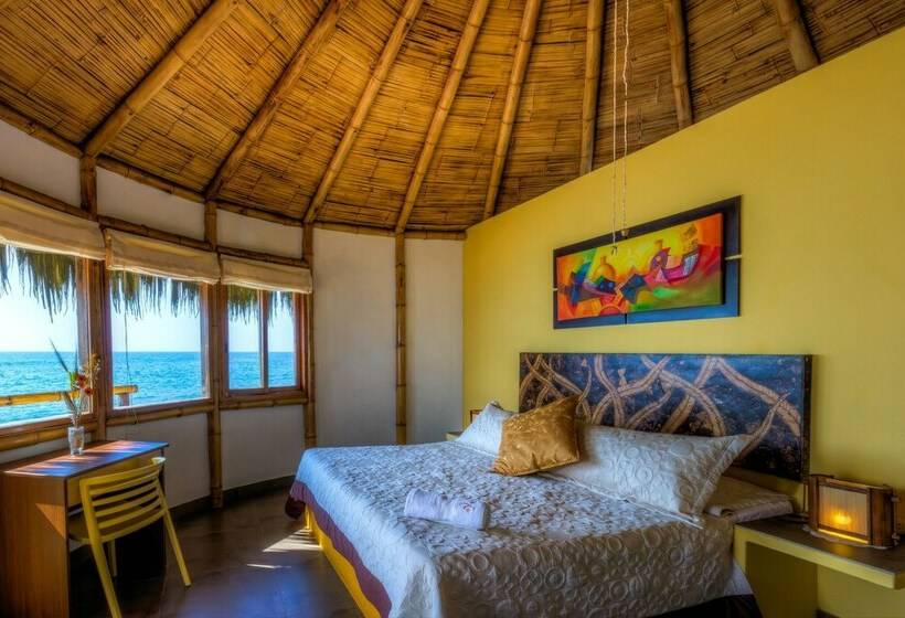 جناح جونيور مطلّ علي البحر, Yemaya Boutique