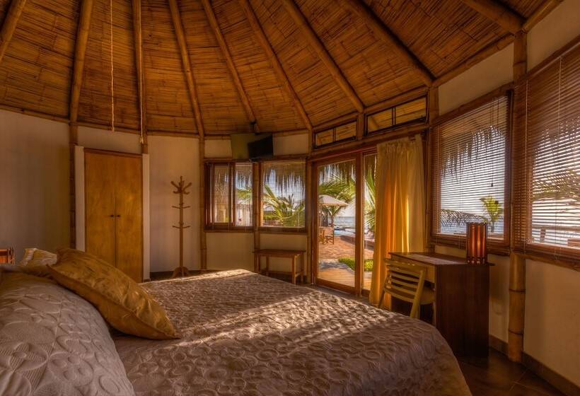 جناح جونيور مطلّ علي البحر, Yemaya Boutique