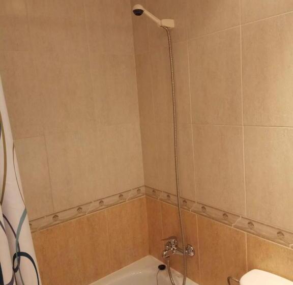 חדר סטנדרט, Hostal Restaurante Raton