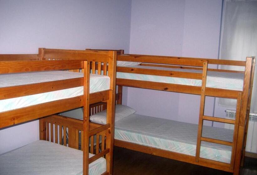 اتاق استاندارد چهار تخته, Albergue Turístico Rio Aragon