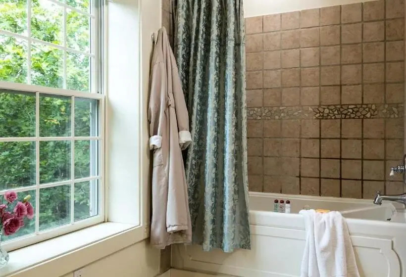 デラックスルーム, Mercersburg Inn