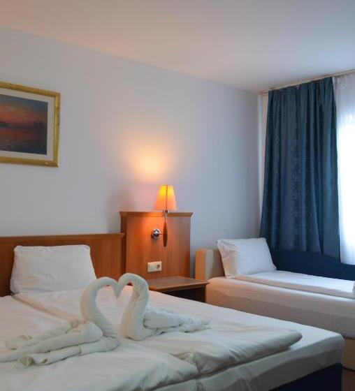 标准三人间, Atlantic Costinesti