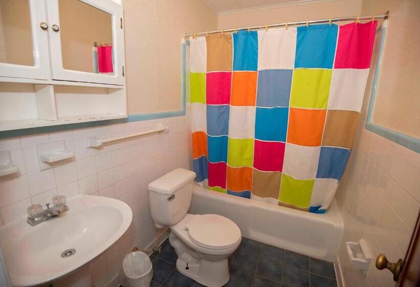 منزل غرفتين نوم, Avon Cottages