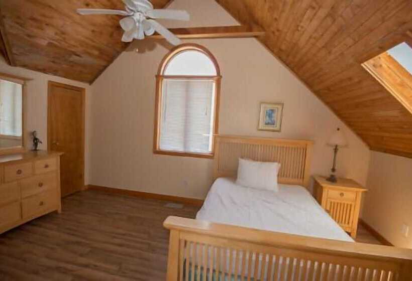 منزل غرفة نوم واحدة, Avon Cottages