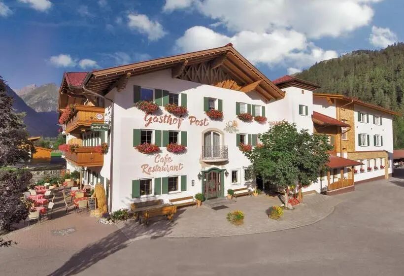 3-Bett-Standardzimmer, Post