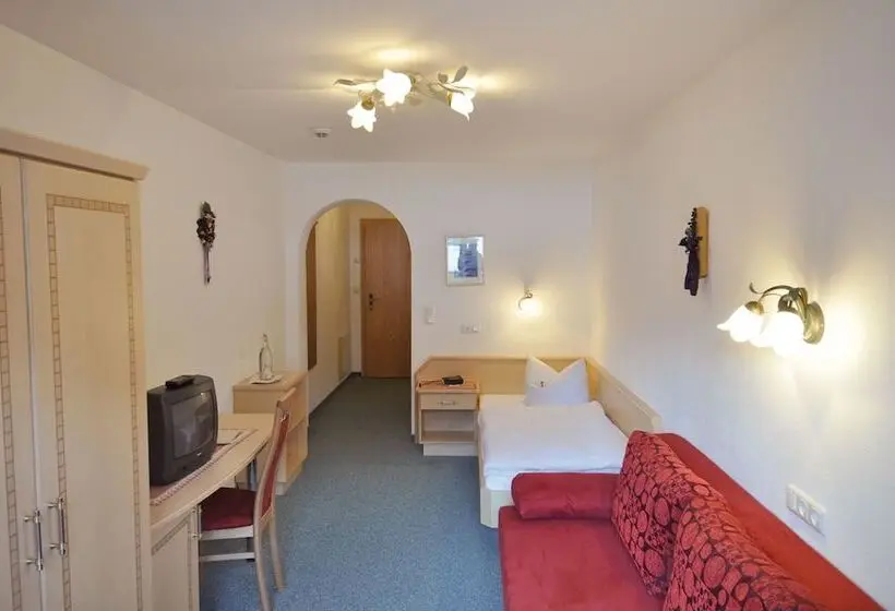 Standardeinzelzimmer, Post