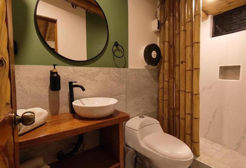 스탠다드 룸 킹사이즈 침대, Puerto Bamboo