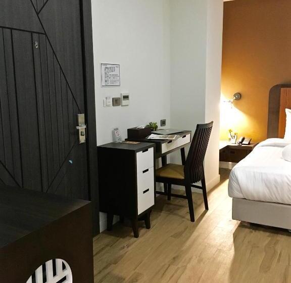 스탠다드 룸, The Museum