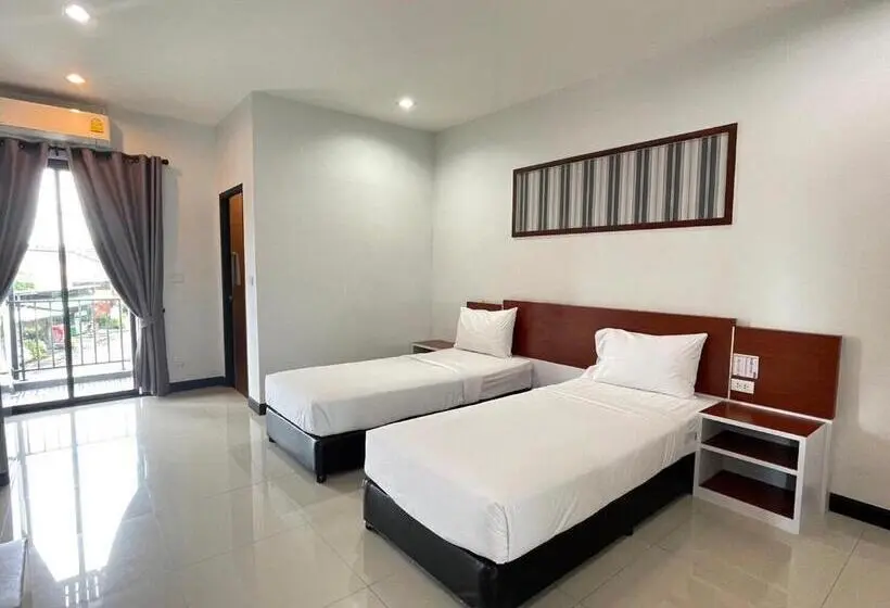 اتاق استاندارد, River Hotel Pattani