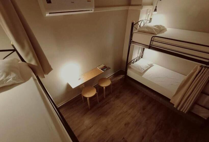 اتاق استاندارد چهارنفره با سرویس بهداشتی مشترک, Sattahiptale Boutique Guesthouse & Hostel