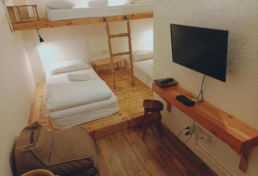 اتاق استاندارد سه نفره, Sattahiptale Boutique Guesthouse & Hostel