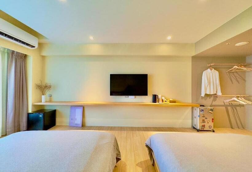 اتاق کلاسیک چهارنفره, Brown House Hotel Taipei Main Station