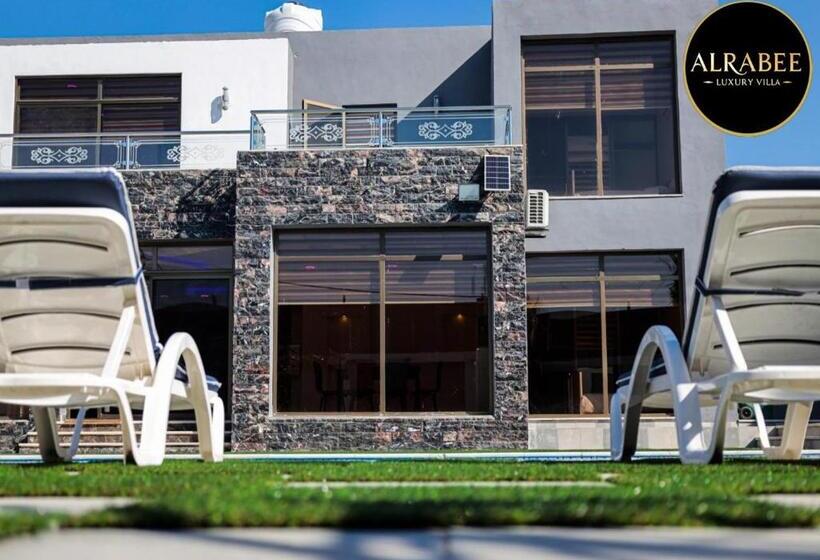 اتاق لوکس با بالکن, Alrabee Luxury Villa