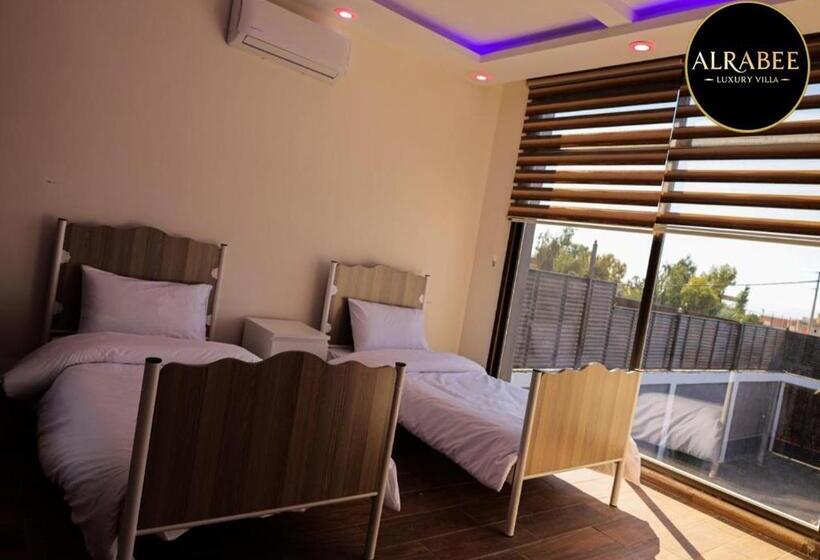 اتاق لوکس با بالکن, Alrabee Luxury Villa