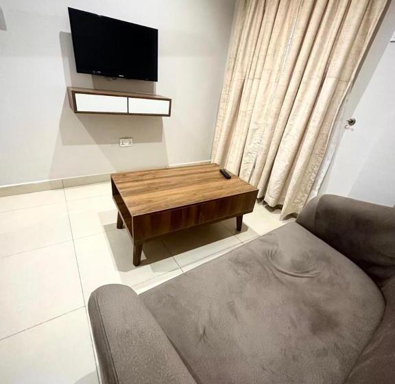 آپارتمان 1 خوابه, House 241