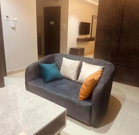 آپارتمان 1 خوابه, House 241