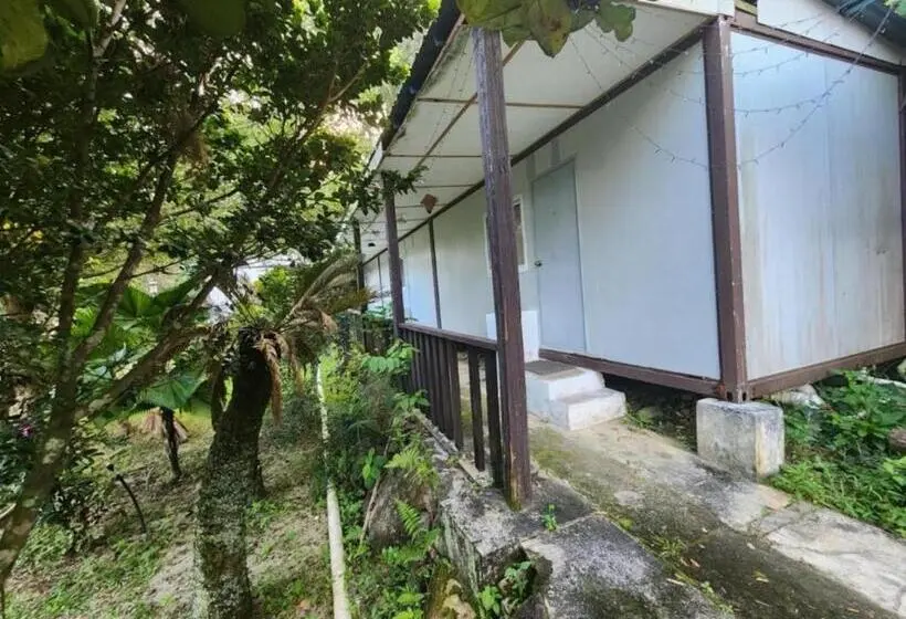 トリプルクラシックルーム, Rockforest Chalet