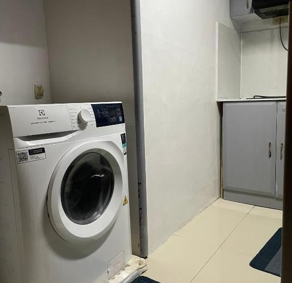آپارتمان 1 خوابه, 1br Condotel   Forbes Town Road Near St Lukes Bgc Taguig