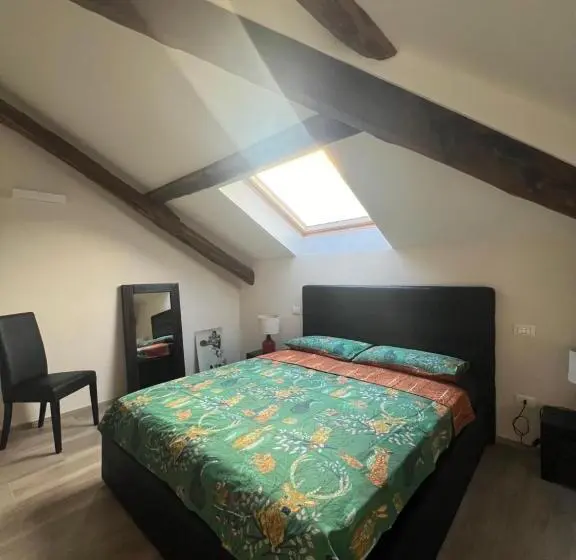 ファミリールーム, Il Lupo E Il Filosofo B&b