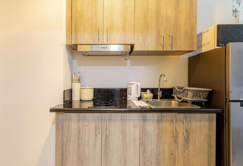 اتاق خانوادگی با چشمانداز دریا, J5 Bayview Elegant Retreat With Stunning Views Free Wifi