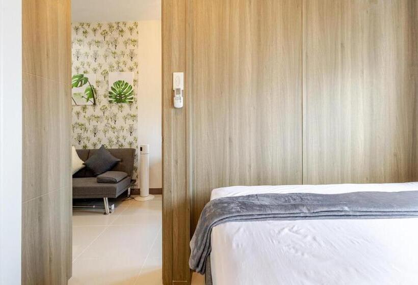 اتاق خانوادگی با چشمانداز دریا, J5 Bayview Elegant Retreat With Stunning Views Free Wifi