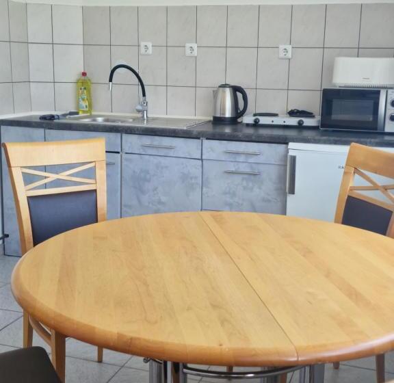 Номер Стандарт, Pension Pale Bach