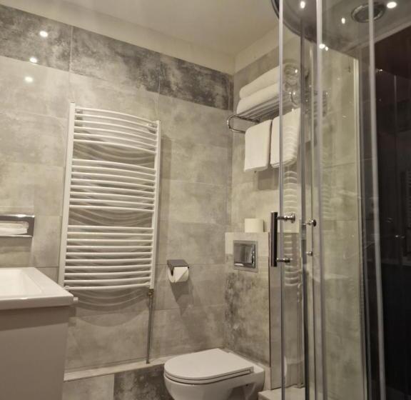 Номер Стандарт, Pension Pale Bach