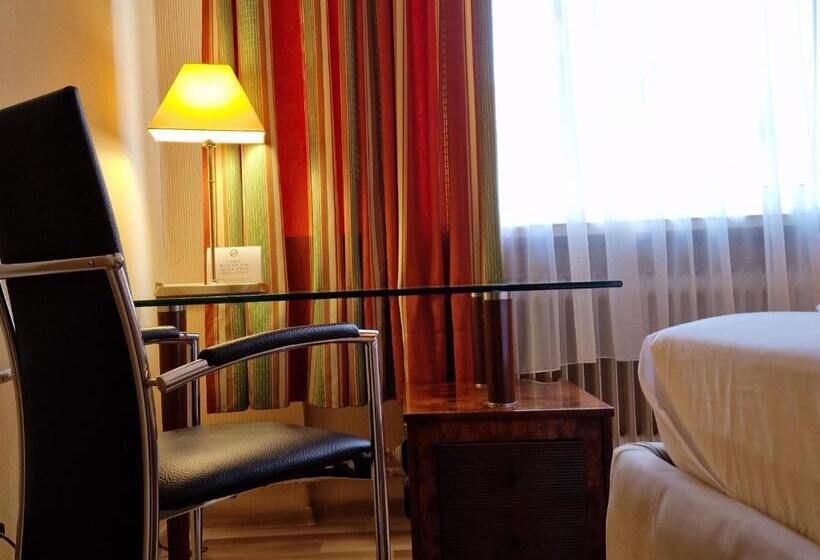 Номер Стандарт Индивидуальный, Pension Pale Bach