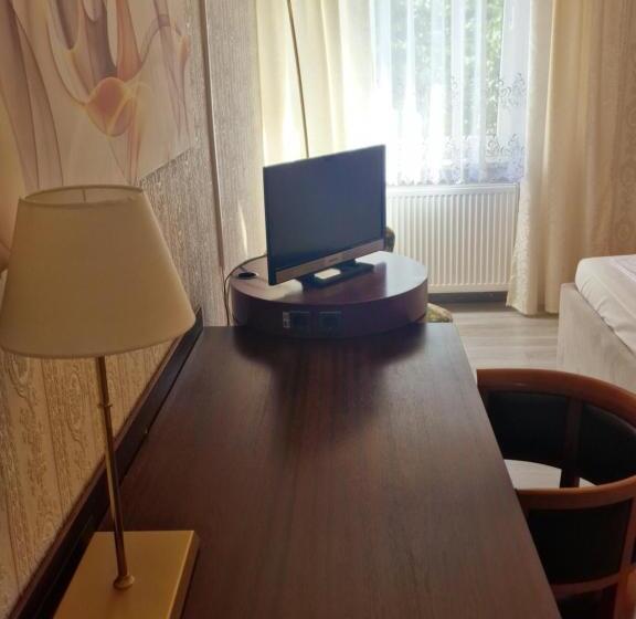 Номер Стандарт, Pension Pale Bach