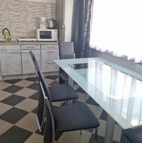 Номер Стандарт, Pension Pale Bach