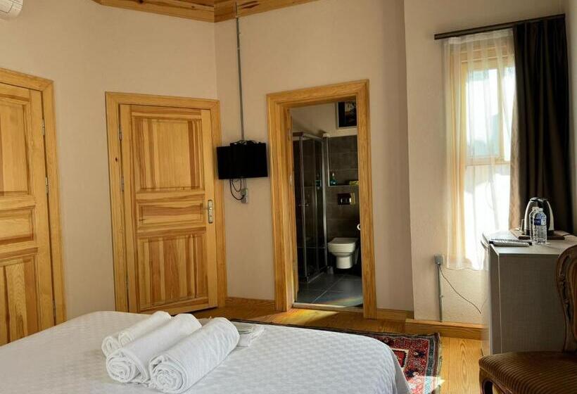 اتاق استاندارد سه نفره, Hanflats