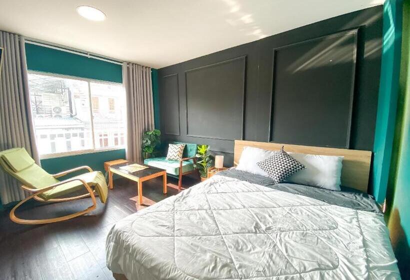 سوئیت با بالکن, Homestay68