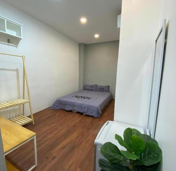 اتاق اکونومی, Homestay68