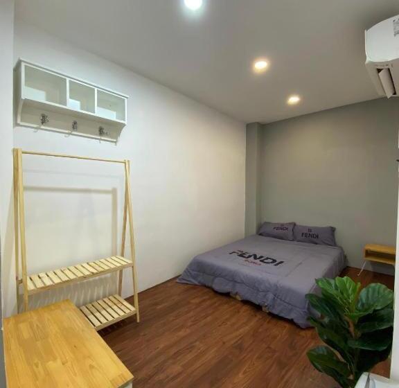 اتاق اکونومی, Homestay68