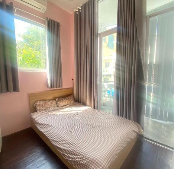 اتاق استاندارد با بالکن, Homestay68