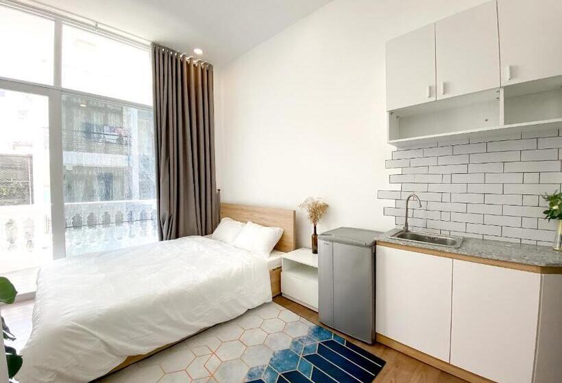 استودیو استاندارد با بالکن, Homestay68