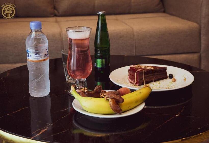 سوییت جونیور, Hôtel Césarée
