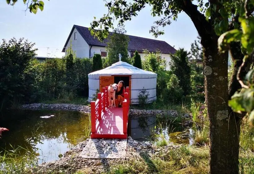 スタンダードルーム, Seminarhaus Arya Maitreya