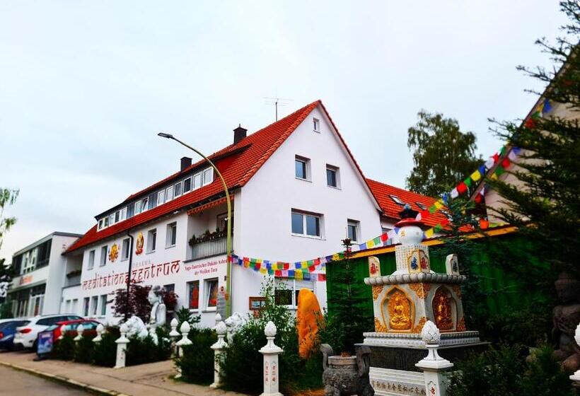 标准间, Seminarhaus Arya Maitreya